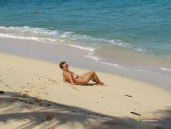 77788-Alice en vacance